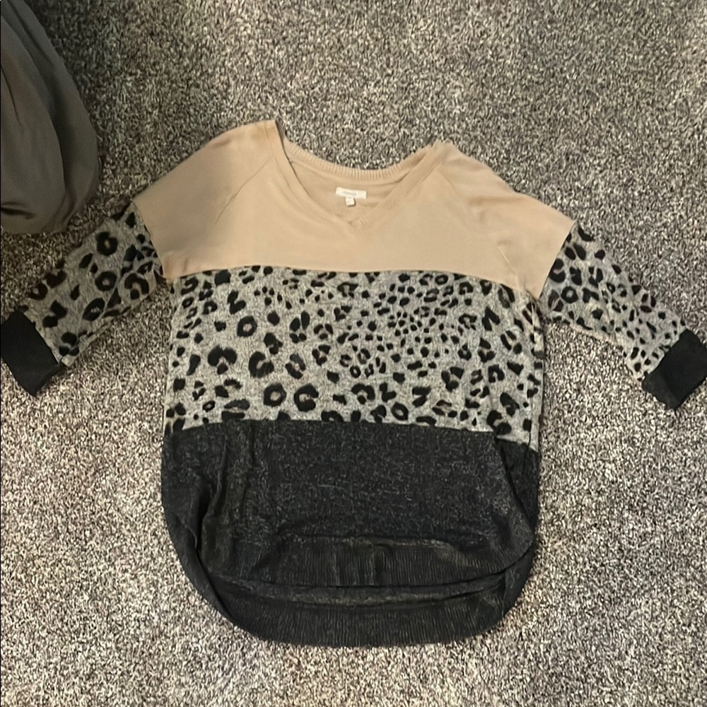 Maurices Leopard Print V Neck Sweater - Black and Tan